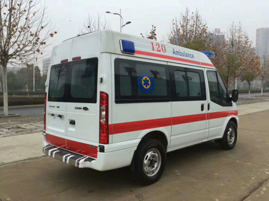 福特新世代V348短軸中頂救護(hù)車（國(guó)六）